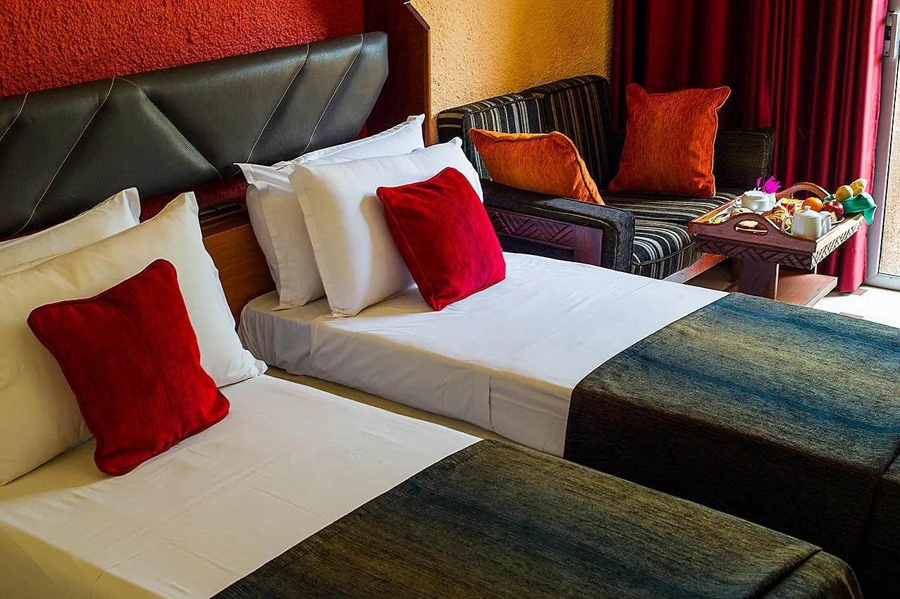 Hotel Jardin Savana Dakar 4*,